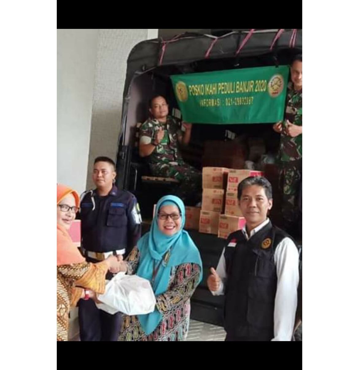 PP IKAHI SERAHKAN BANTUAN KEPADA WARGA MAHKAMAH AGUNG